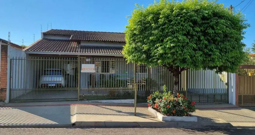 Casa com 3 dormitórios à venda, 215 m² por R$ 590.000,00 - Leonor - Londrina/PR