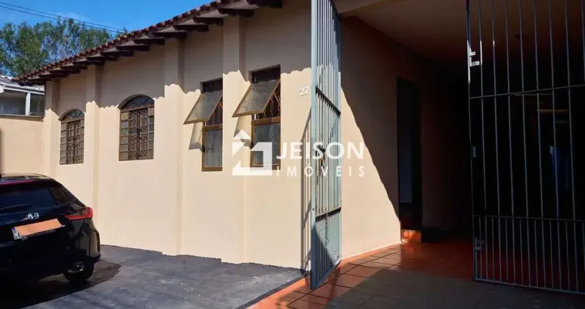 Casa com 4 quartos à venda na Rua Itaperuna, 27, Ideal, Londrina