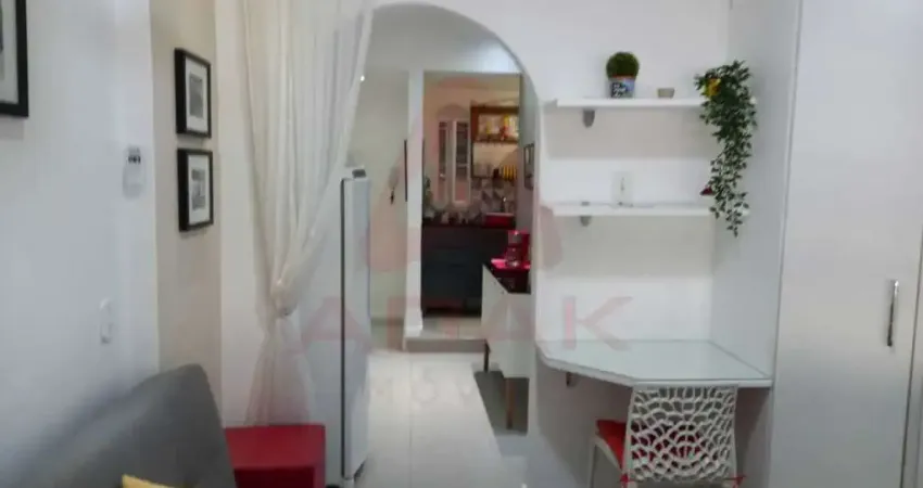 Kitnet / Stúdio à venda na Avenida Nossa Senhora de Copacabana, Copacabana, Rio de Janeiro