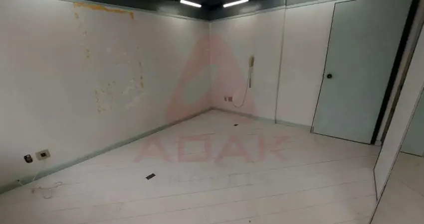 Sala comercial com 1 sala à venda na Rua Siqueira Campos, Copacabana, Rio de Janeiro