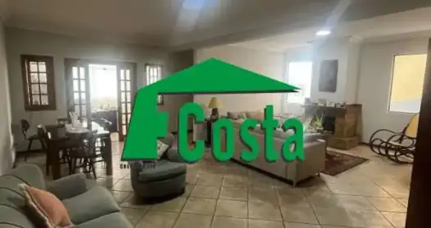 Casa com 3 quartos para alugar na Rua Antonieta Altenfelder, 760, Jardim Guapira, São Paulo