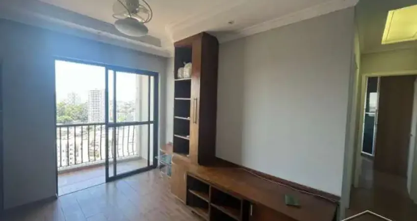 Excelente apartamento repleto de armários disponível para locação na zona norte.