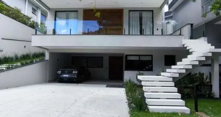 Residência-legado no swiss park | totalmente equipada, 4 suítes e 3 escritórios