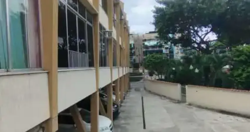 Kitnet / Stúdio à venda na Rua Henrique Lacombe, Jardim Guanabara, Rio de Janeiro
