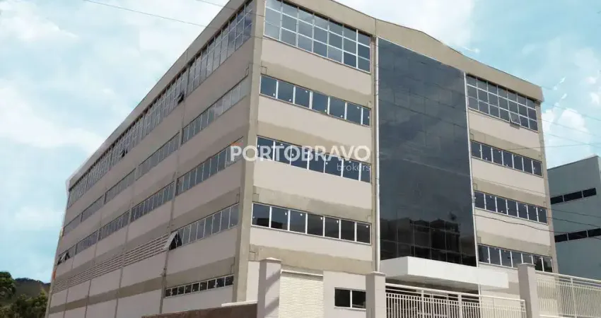 Galpão alphaville novo ótima localização 5.300 m² tamboré empresarial