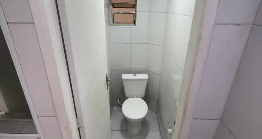 Sala comercial para alugar na Avenida Cupecê, 1953, Jardim Prudência, São Paulo