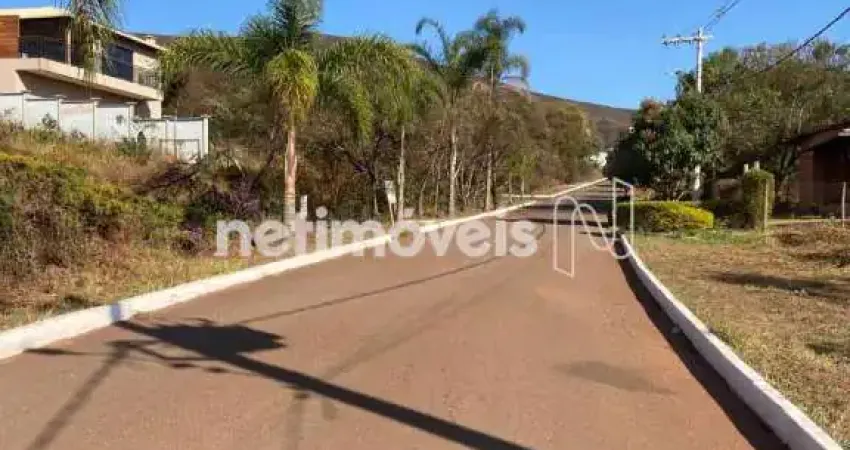 Oportunidade única no condomínio ville des lacs!então não perca essa oportunidade incrível.