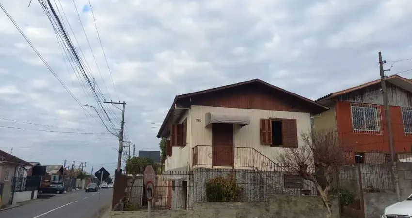 Casa com 4 quartos à venda no Rio Branco, Caxias do Sul