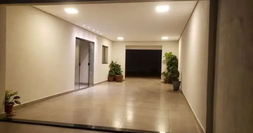 Casa com 3 quartos à venda na Rua Oswaldo Silvério da Silva, 10, São Jorge, Uberlândia