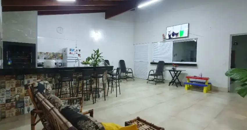 Casa com 4 quartos à venda na Rua João Catanduva, 788, Santa Mônica, Uberlândia