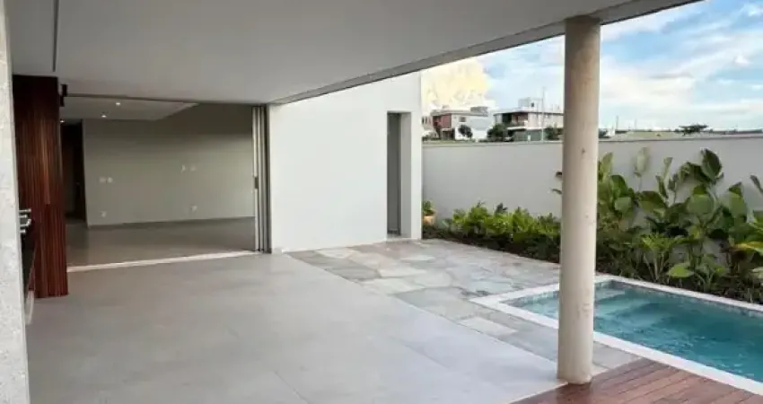 Casa nova em condomínio à venda no condomínio tamboré em uberlândia.