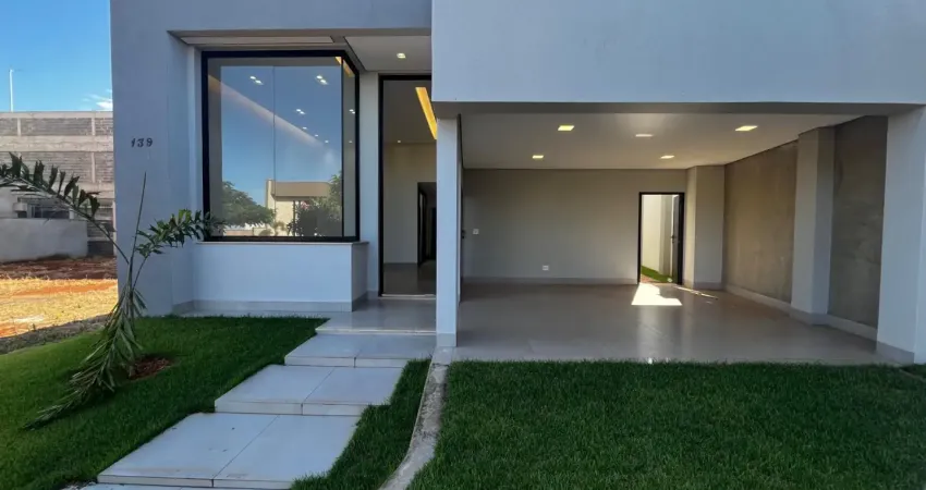 Casa em condomínio fechado com 3 quartos à venda na Avenida Manuel Lucio, Grand Ville, Uberlândia