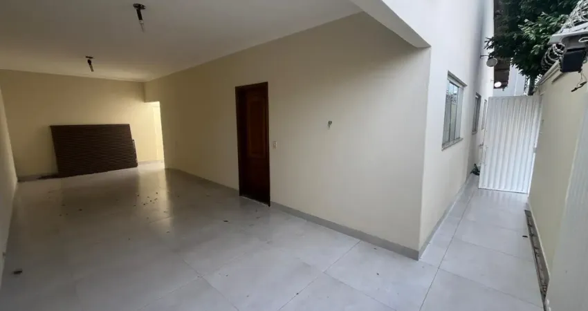 Excelente casa térrea à venda no bairro santa mônica uberlândia