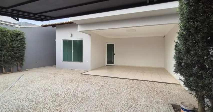 Belíssima casa térrea com 4 suites no bairro jardim karaiba em uberlândia