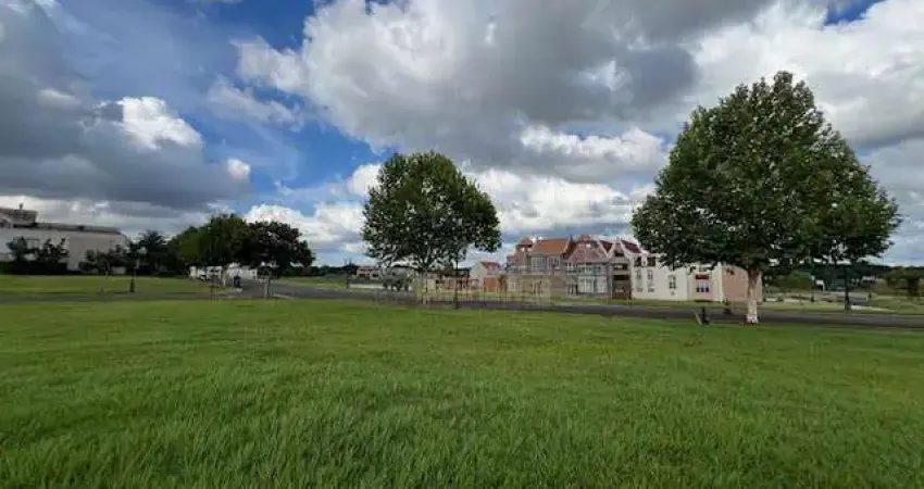 Terreno em condomínio fechado à venda no Vivendas do Arvoredo, Londrina 