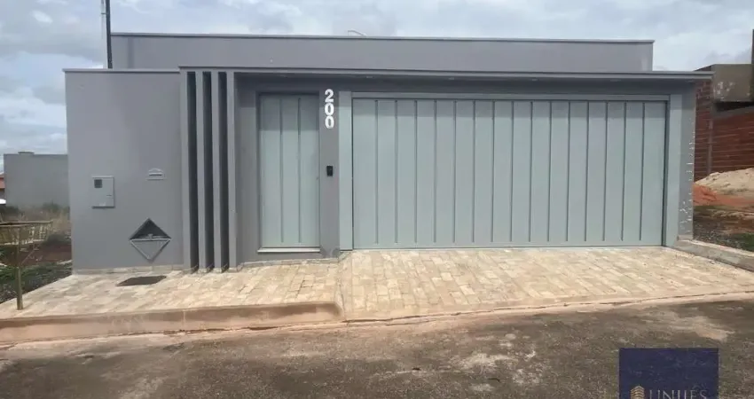 Casa de luxo com 3 quartos e 3 suítes na vila itália, monte carmelo-mg: 180,12 m², 4 vagas de garagem.