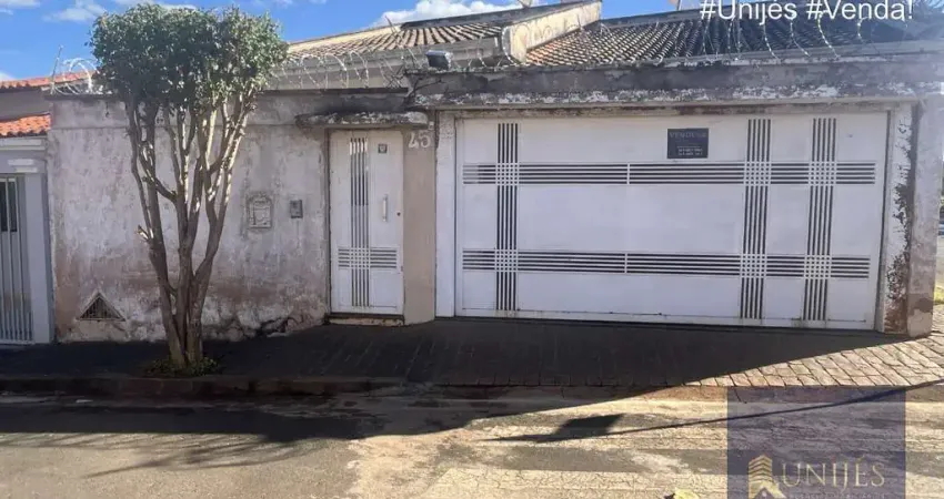 Imperdível! casa à venda no carmo, monte carmelo-mg. 3 quartos, 1 suíte, 3 salas, 3 banheiros, 2 vagas de garagem. aproveite!