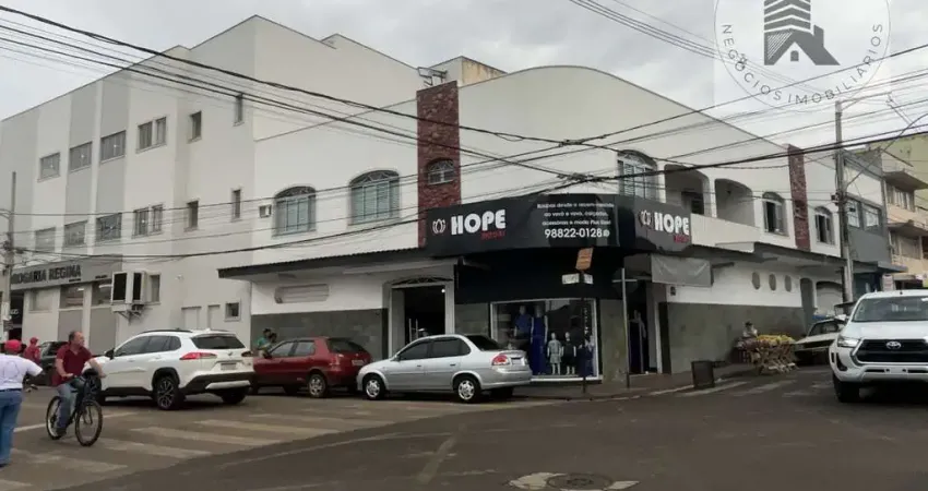 Apartamento de 2 quartos c/ suíte no centro de monte carmelo mg: sala, cozinha, lavanderia e muito mais!