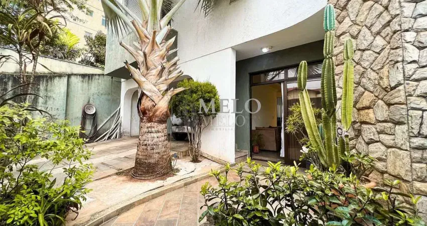 Casa com 4 quartos à venda na Rua Castelo de Edimburgo, Castelo, Belo Horizonte