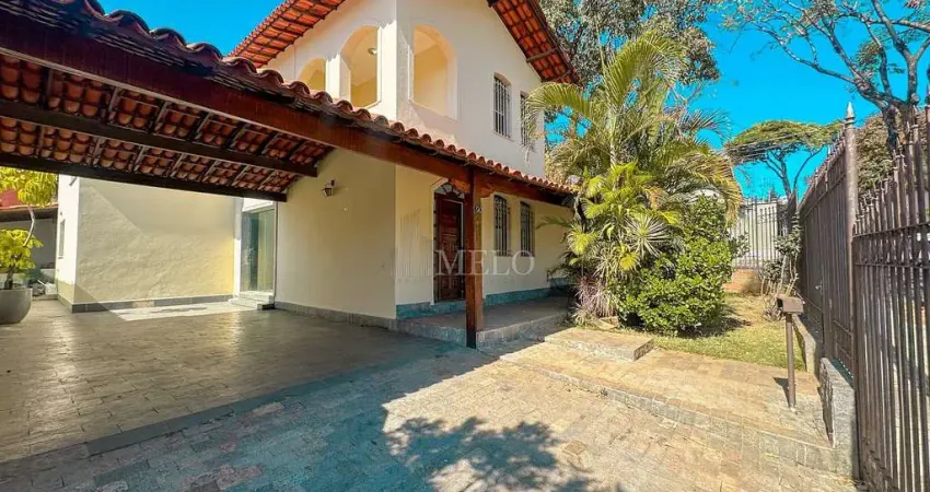 Casa com 4 quartos à venda na Rua Barão de Camargos, Santa Amélia, Belo Horizonte