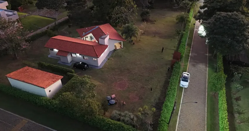 Chácara perfeita para lazer e moradia – 35 km de goiânia, em condomínio de alto padrão