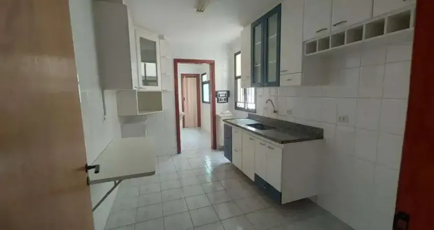 Alugo lindo com três dormitórios sendo um suíte . bosque dos eucaliptos