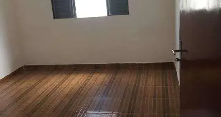 Casa térrea em lote inteiro no bosque dos eucaliptos com edícula completa.