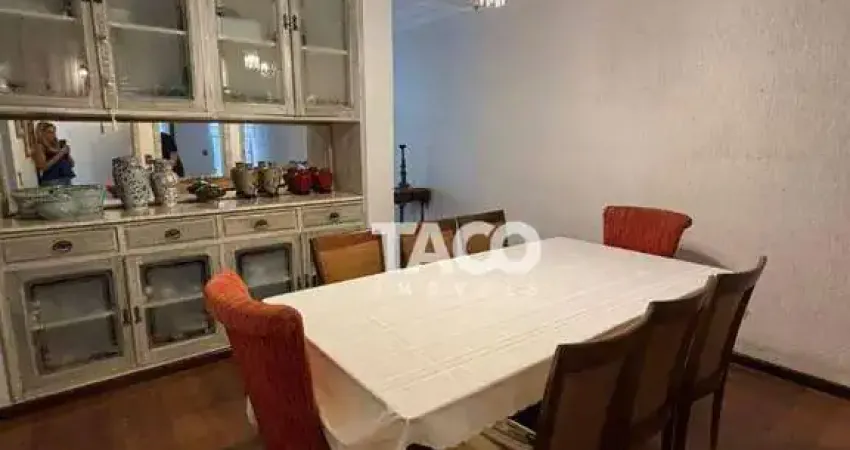 Casa à venda no Centro, Uberlândia