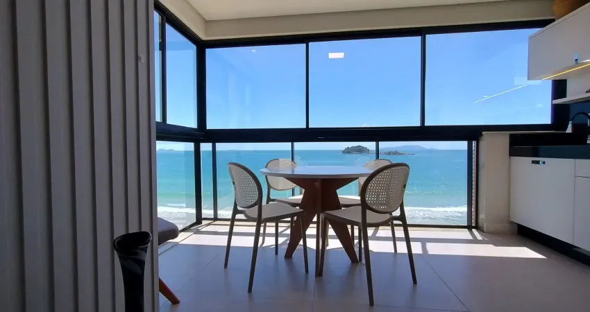 Apartamento frente mar com 3 dormitórios e vista panorâmica definitiva – praia de palmas