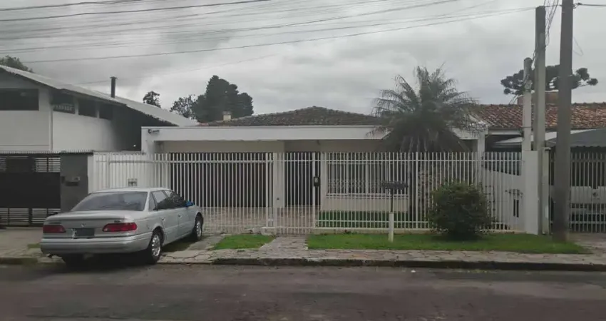 Casa com 3 quartos para alugar na Rua Tenente Manoel José dos Santos, 71, Vista Alegre, Curitiba
