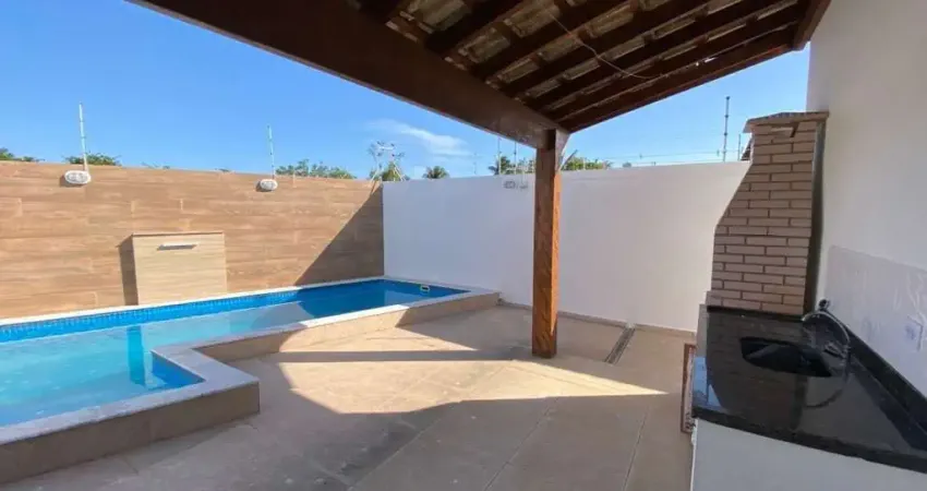 Lindo imóvel a apenas 05 minutos da praia, com piscina e area gourmet!