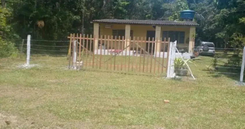 Tranquilidade e espaço! chácara com 1.000 m² e lazer completo no coronel – itanhaém