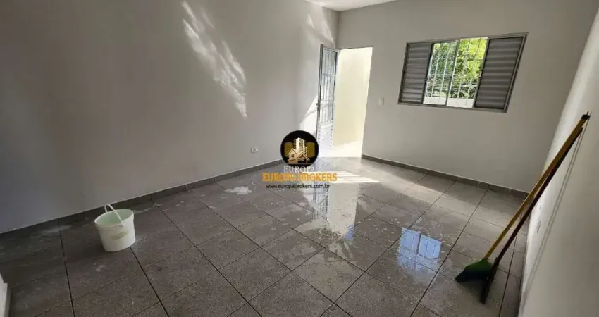 Casa com 2 quartos para alugar na Avenida Arestóteles Costa Pinto, 159, Jardim dos Bichinhos, São Paulo