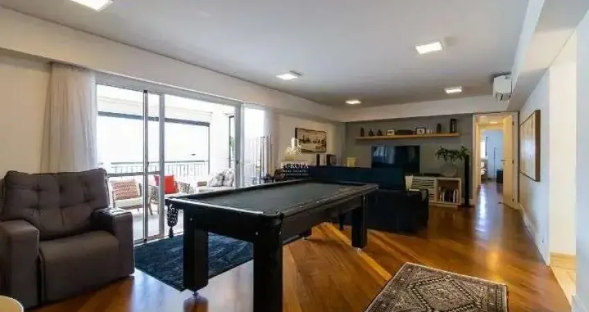 Apartamento à venda mobiliado (porteira fechada) com 198m², 3 quartos (2 suítes)