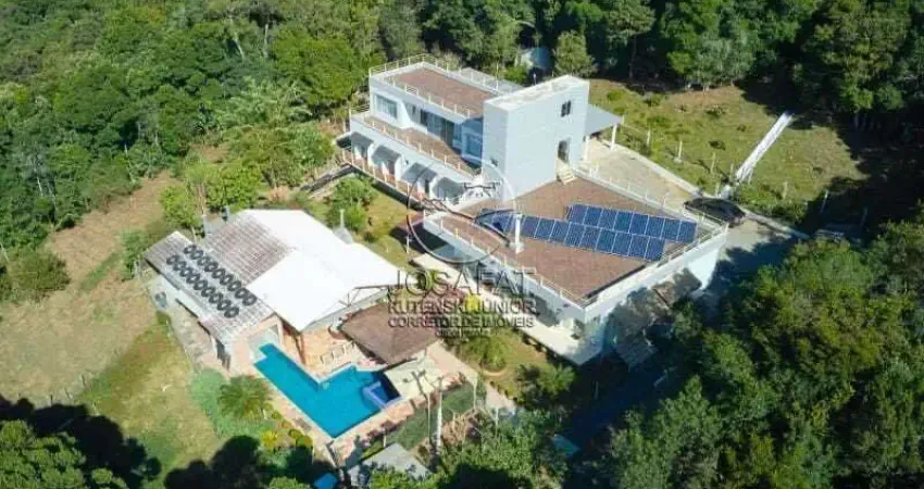 Casa com 6 quartos à venda na Zona Rural, Campina Grande do Sul 