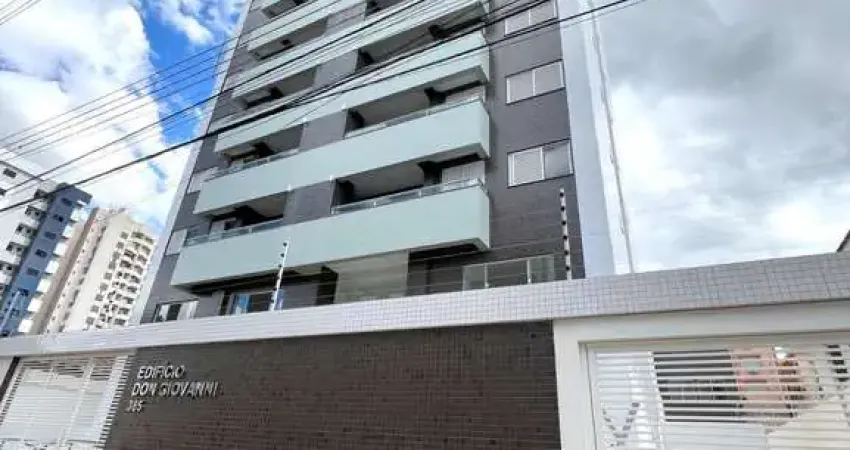 Apartamento para locação no condomínio edifício don giovanni, na zona 07.
com cozinha planejada, armários nos banheiros e sacada com churrasqueira.
andar alto e com vista para o centro.