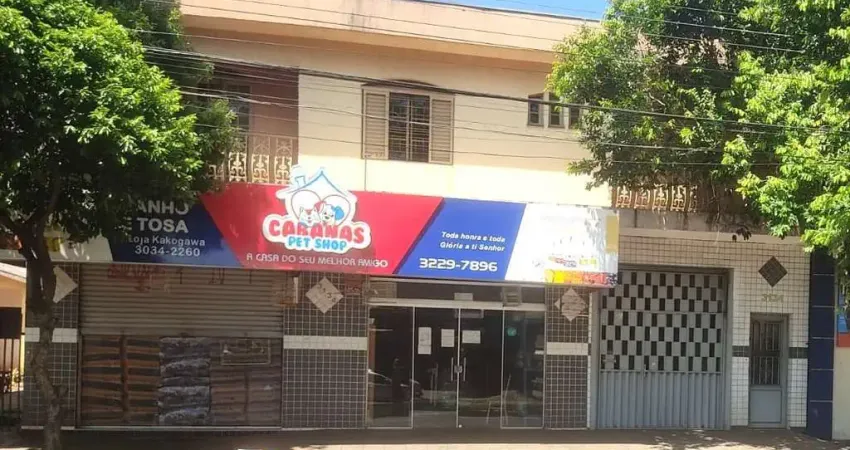 Salão comercial na avenida pedro taques no jd alvorada, com 02 aptos sobreloja e casa no fundo.
oportunidade de investimento.
