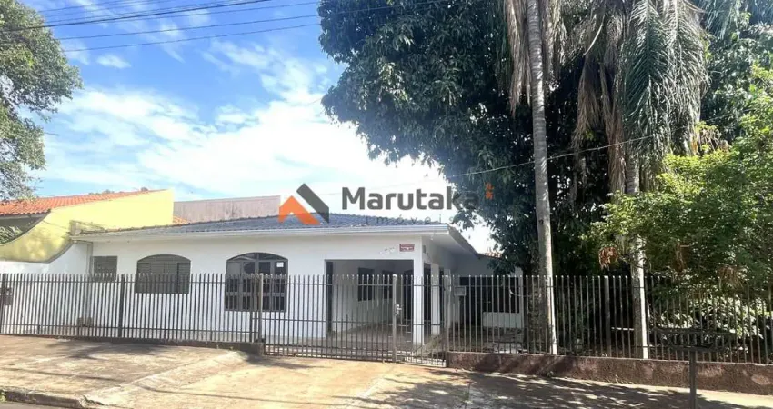 Casa terreno inteiro a venda no parque das palmeiras. casa espaçosa de esquina, localizada próximo da avenida kakogawa e avenida das palmeiras, a duas quadras do terminal modal da tccc, próximo ao co