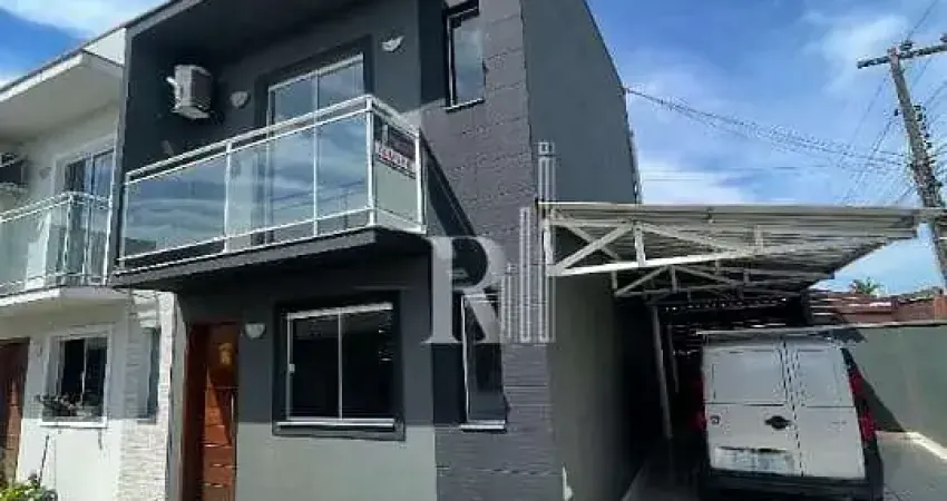 Quer comprar o melhor sobrado do condomínio? entre em contato e conheça esse imóvel á venda, centro