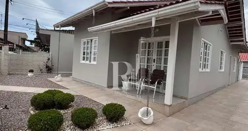 Casa com 3 quartos à venda na Praça, Tijucas 