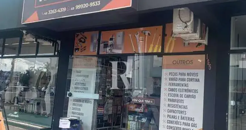 Sala para locação próximo ao banco bradesco no centro de tijucas, sc