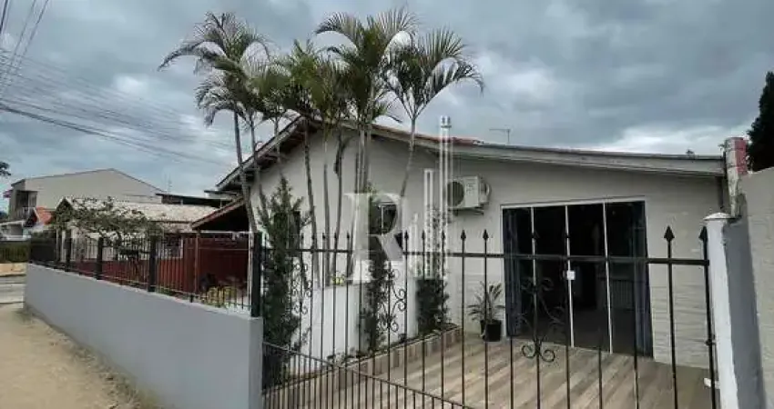 Sala comercial disponível para locação com 30m² em rua principal do bairro areias