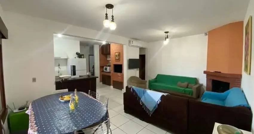 Oportunidade em xangrilá centro – casa com piscina e quiosque