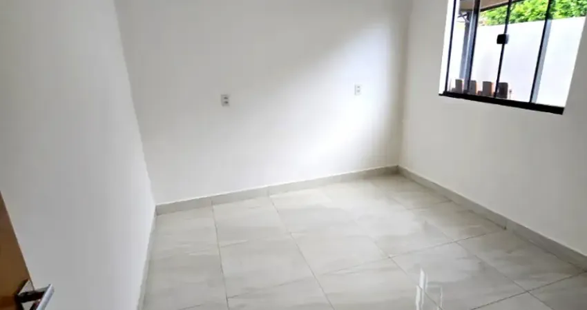 Casa em condomínio fechado com 2 quartos para alugar na Rua João de Barro, 159, Recanto dos Pássaros, Cuiabá