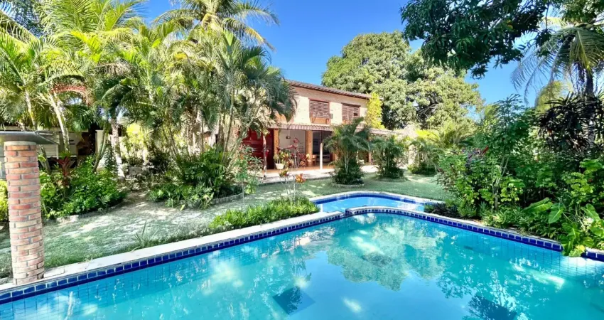 Chácara com 3840m2, 4 suítes, acabamento alto padrão em aquiraz