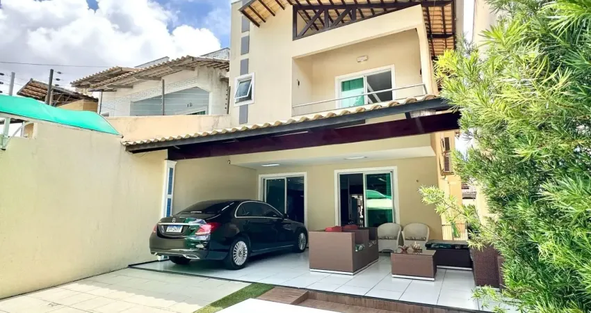 Casa duplex com 240m2, 4 suítes, porteira fechada, na cidade dos funcionários