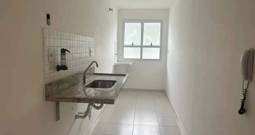 More bem! apartamento 3 quartos em condomínio com piscina e churrasqueira