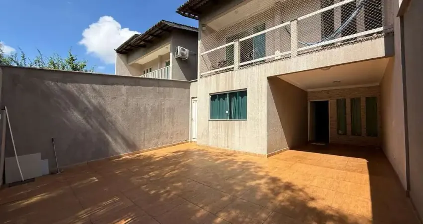 Casa com 5 quartos à venda na Rua do Arenque, 1, Jardim Atlântico, Goiânia