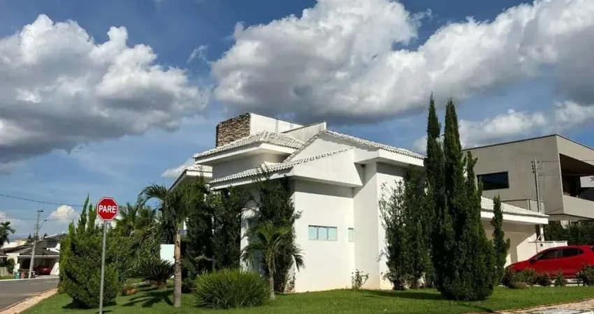 Casa com 5 quartos à venda na Rua Madri 9, 1, Jardins Madri, Goiânia