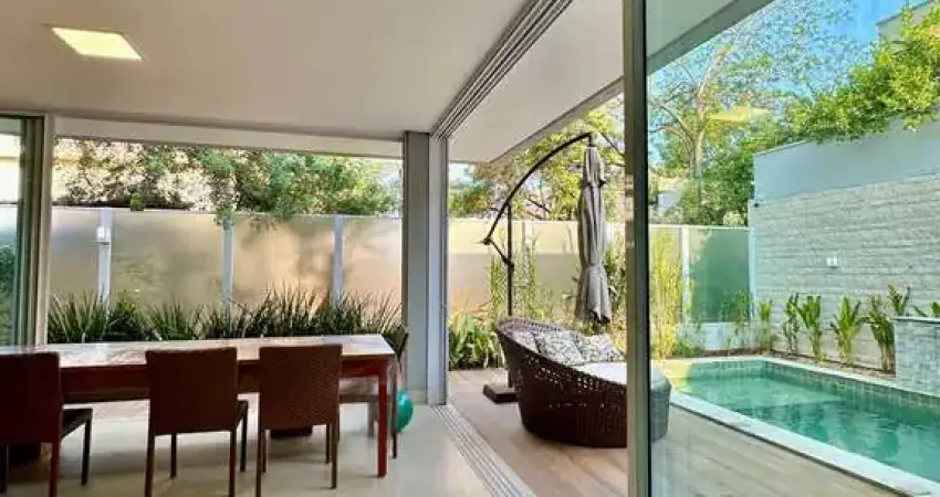 Casa com 4 quartos à venda na Avenida Diógenes Dolival Sampaio, 1, Jardins Valência, Goiânia